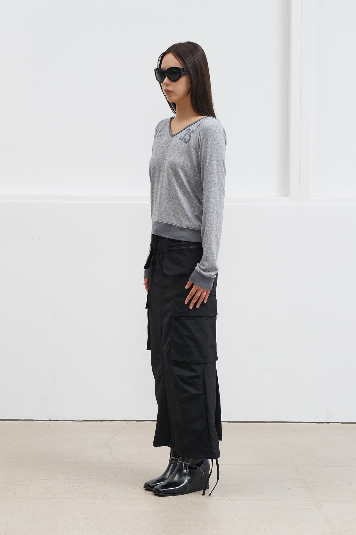 Deinet - Nylon Utility Cargo Skirt (Black) product image 2 | TRAB K-Fashion Australia