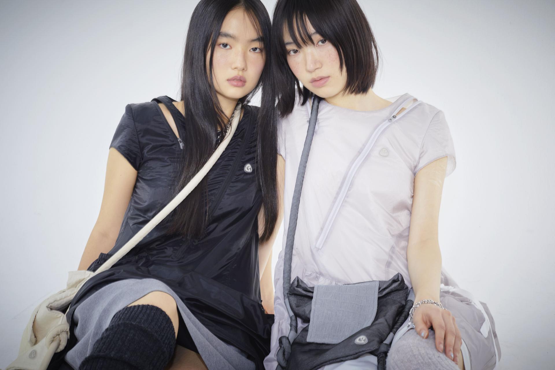 Coyseio - Puff Shirring One Piece (Black) product image 7 | TRAB K-Fashion Australia