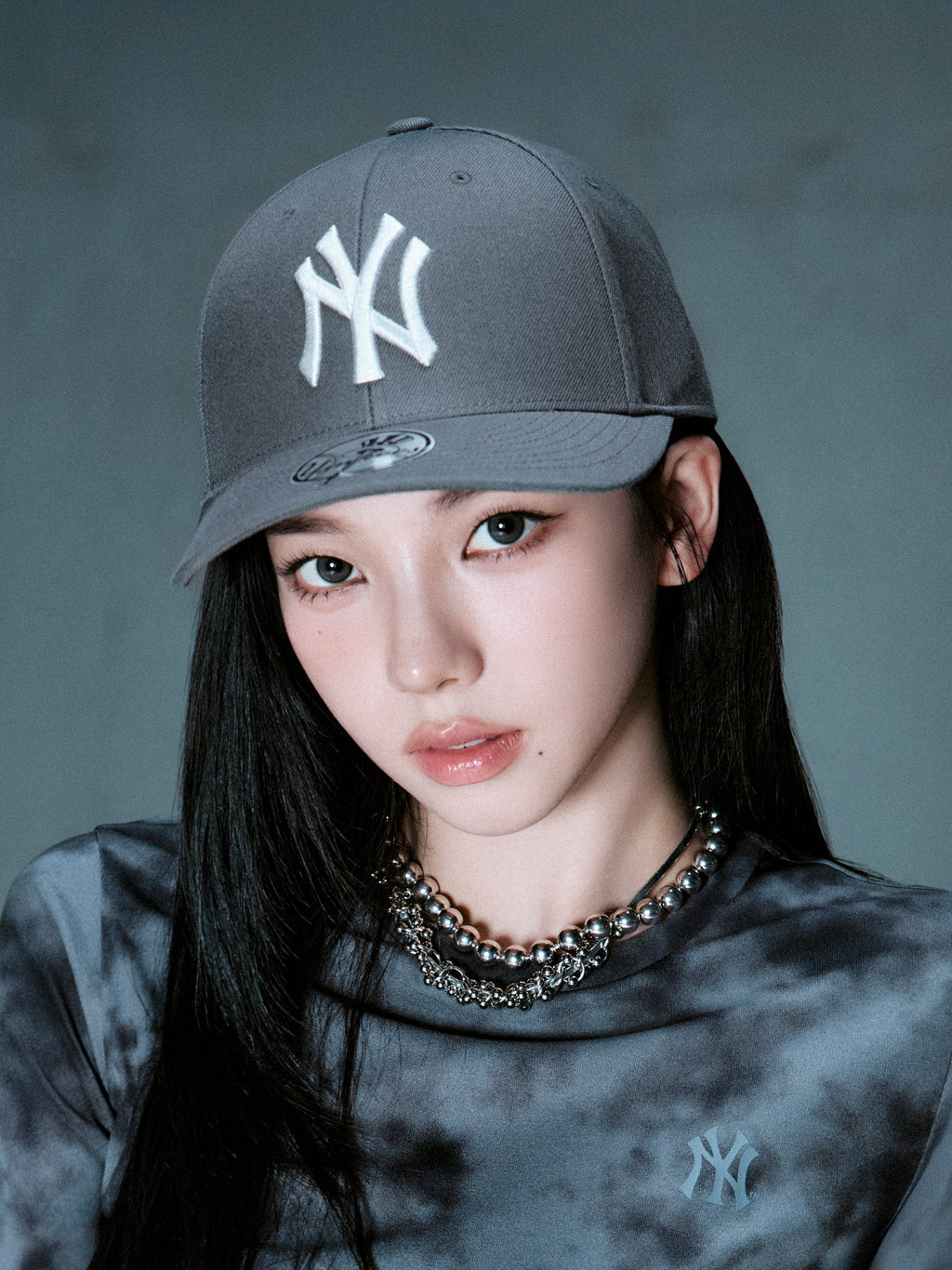 MLB Korea - MLB Signature Patch Structure Ball Cap New York Yankees (Dark Gray) product image 1 | TRAB K-Fashion Australia