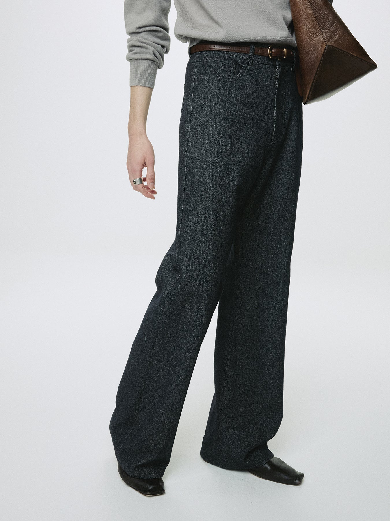Tonywack - Wool Denim Loose Flared Jeans (Dark Indigo) product image 5 | TRAB K-Fashion Australia