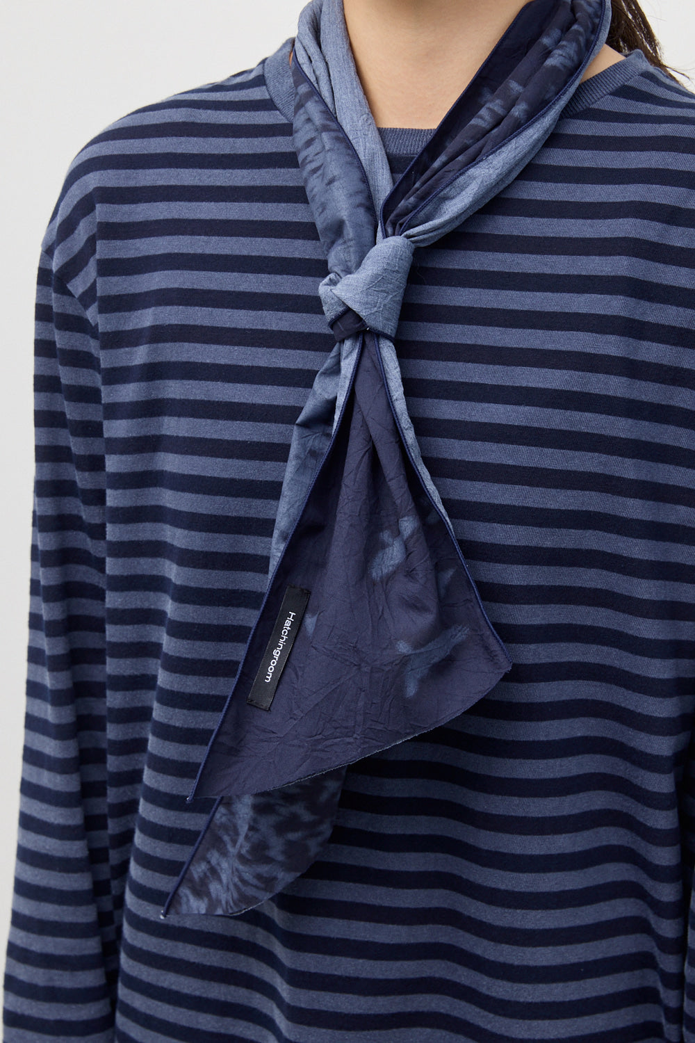 Hatchingroom - Murmuration Scarf (Dark Navy/Blue Grey) product image 9 | TRAB K-Fashion Australia