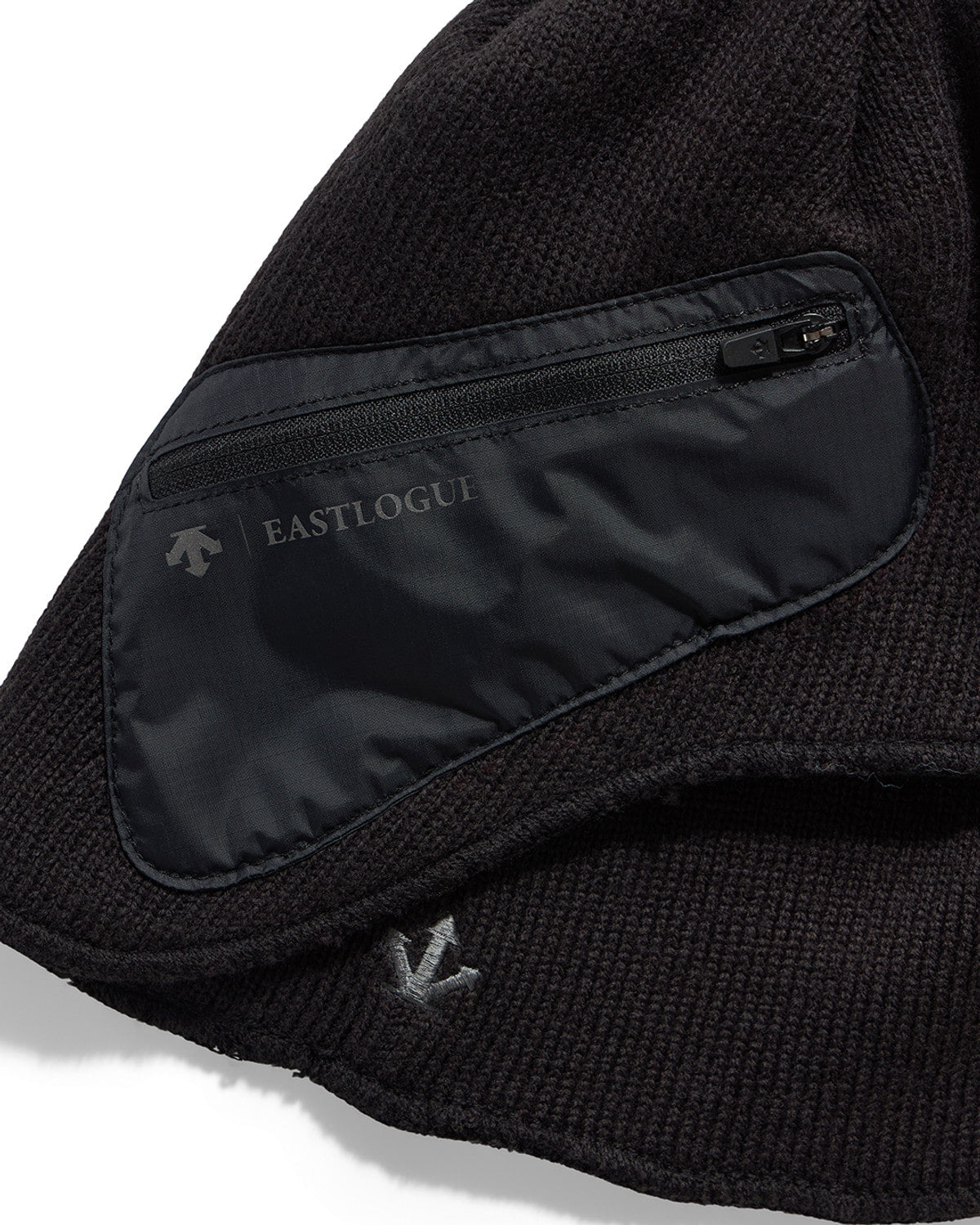Eastlogue - Mixed Pocket Earflap Beanie (Black) product image 3 | TRAB K-Fashion Australia