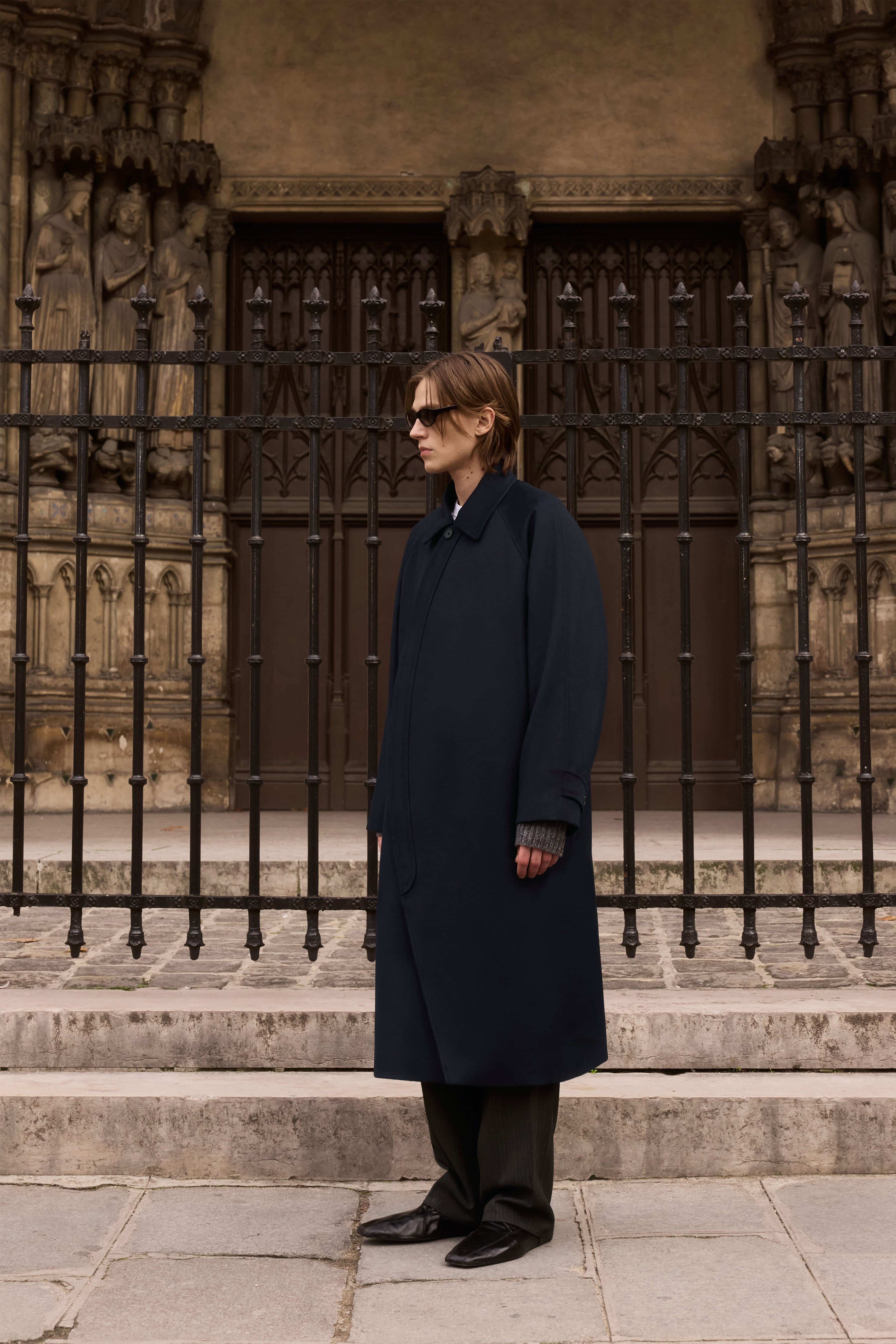 STU - Curved Double Line Mac Coat In Cashmere (Navy) product image 6 | TRAB K-Fashion Australia