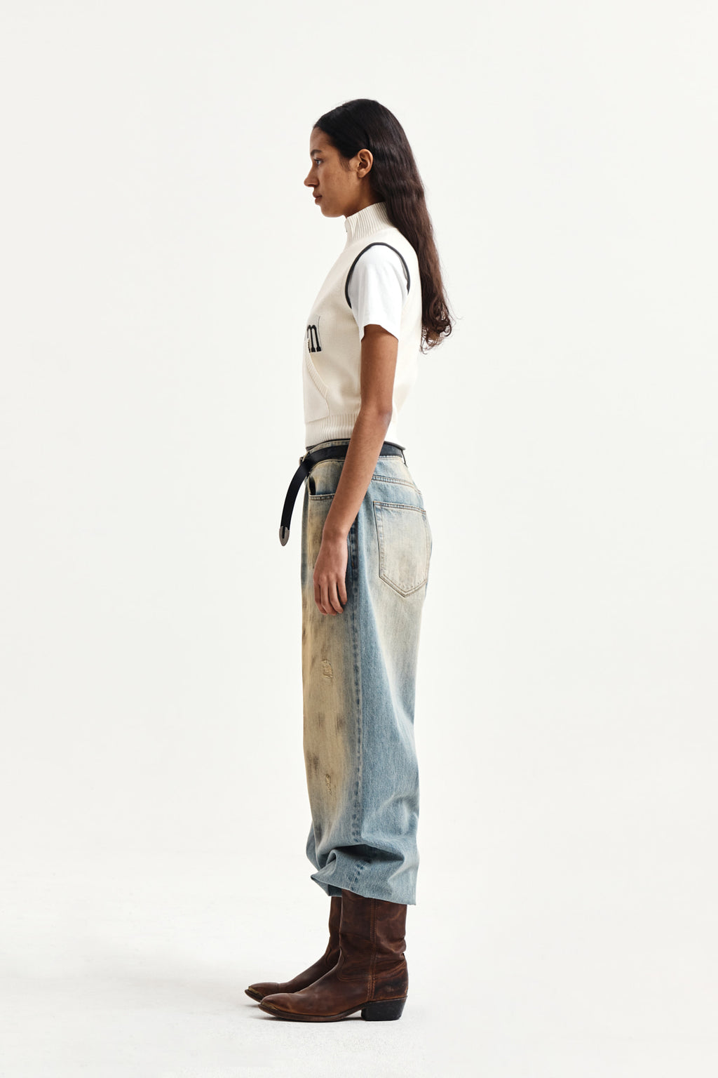 Matin Kim - Matin Kim Spell Point Knit Zip Up Vest (Ivory) product image 6 | TRAB K-Fashion Australia