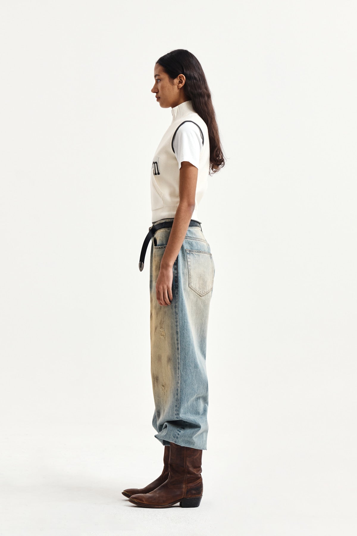 Matin Kim - Matin Kim Spell Point Knit Zip Up Vest (Ivory) product image 6 | TRAB K-Fashion Australia