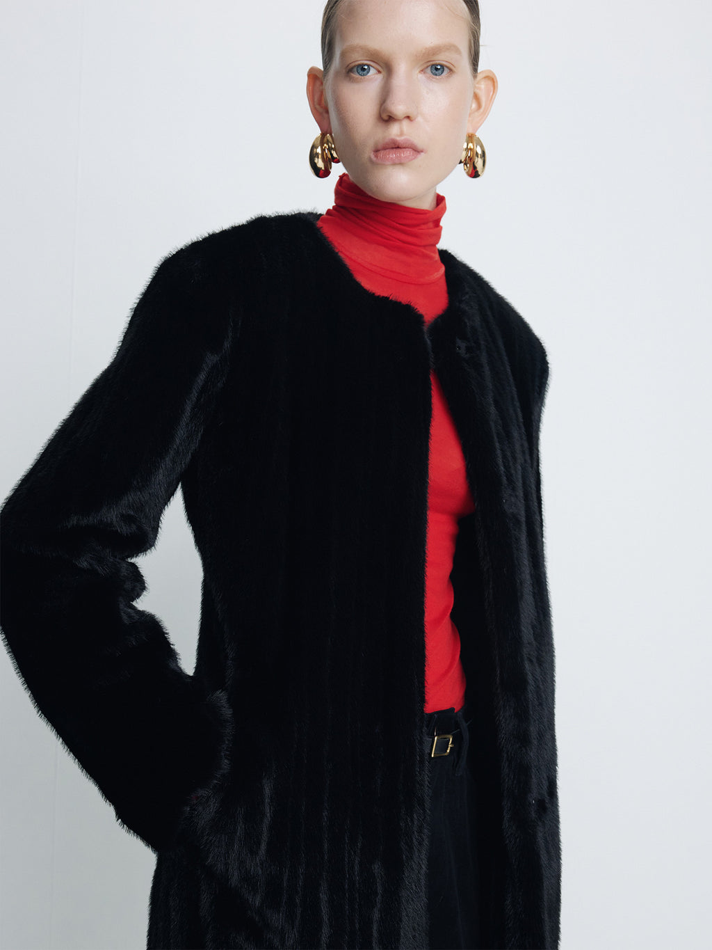 Tonywack - Faux Fur Long Coat (Black) product image 4 | TRAB K-Fashion Australia