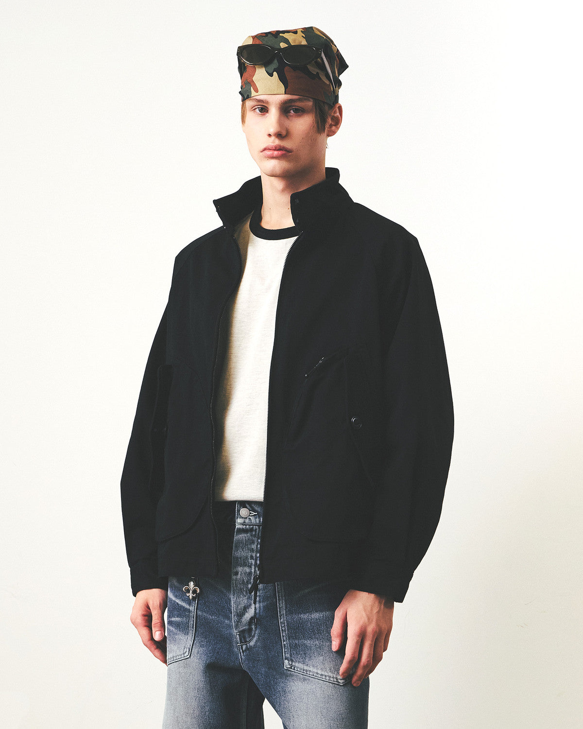 Eastlogue - Breeze Harrington Jumper (Black) product image 3 | TRAB K-Fashion Australia
