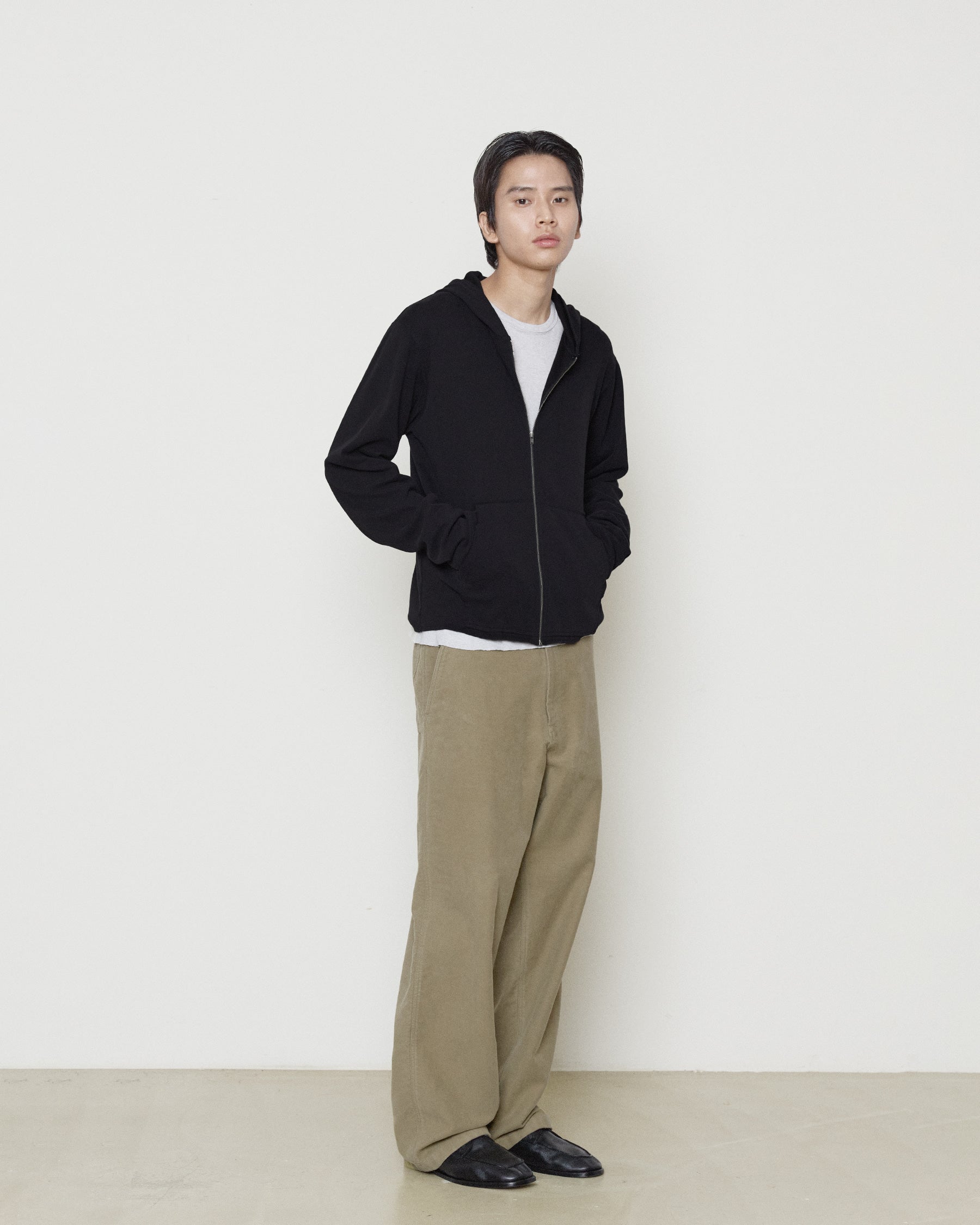 Brownyard - Smooth Jersey Hood Zip Up (Black) product image 1 | TRAB K-Fashion Australia