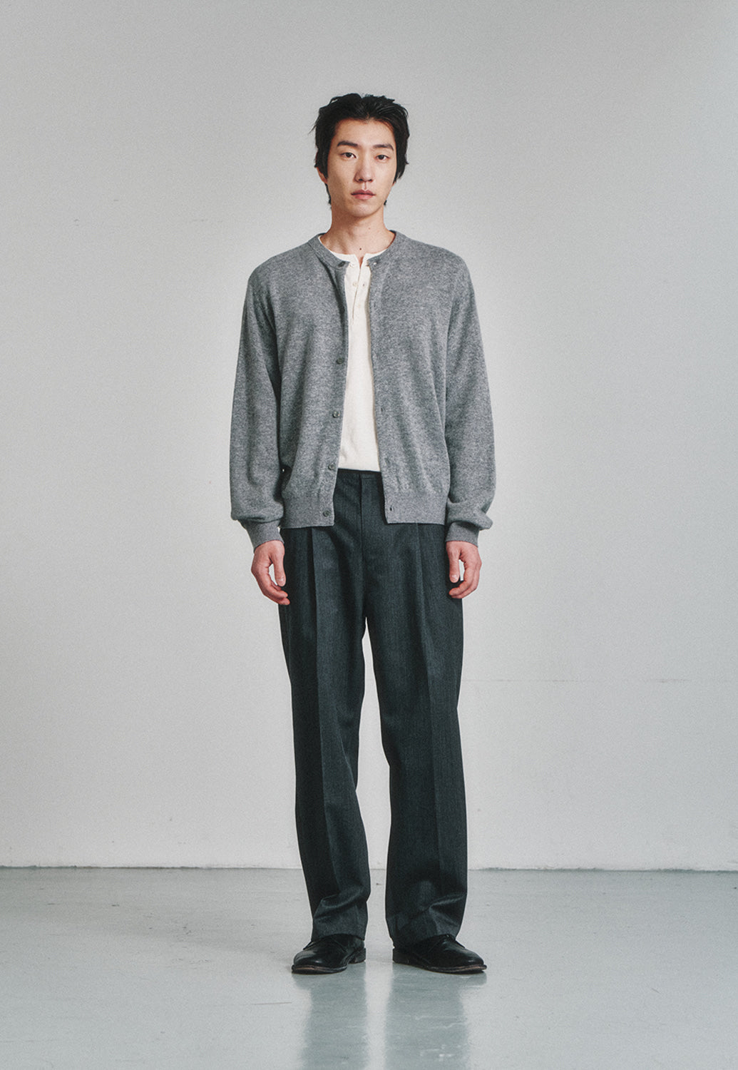 Art if acts - Wholegarment Round Neck Cardigan (Ash) product image 2 | TRAB K-Fashion Australia
