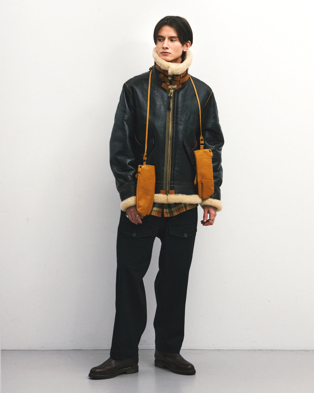 Eastlogue - Rifle Leather Glove (Tan) product image 4 | TRAB K-Fashion Australia