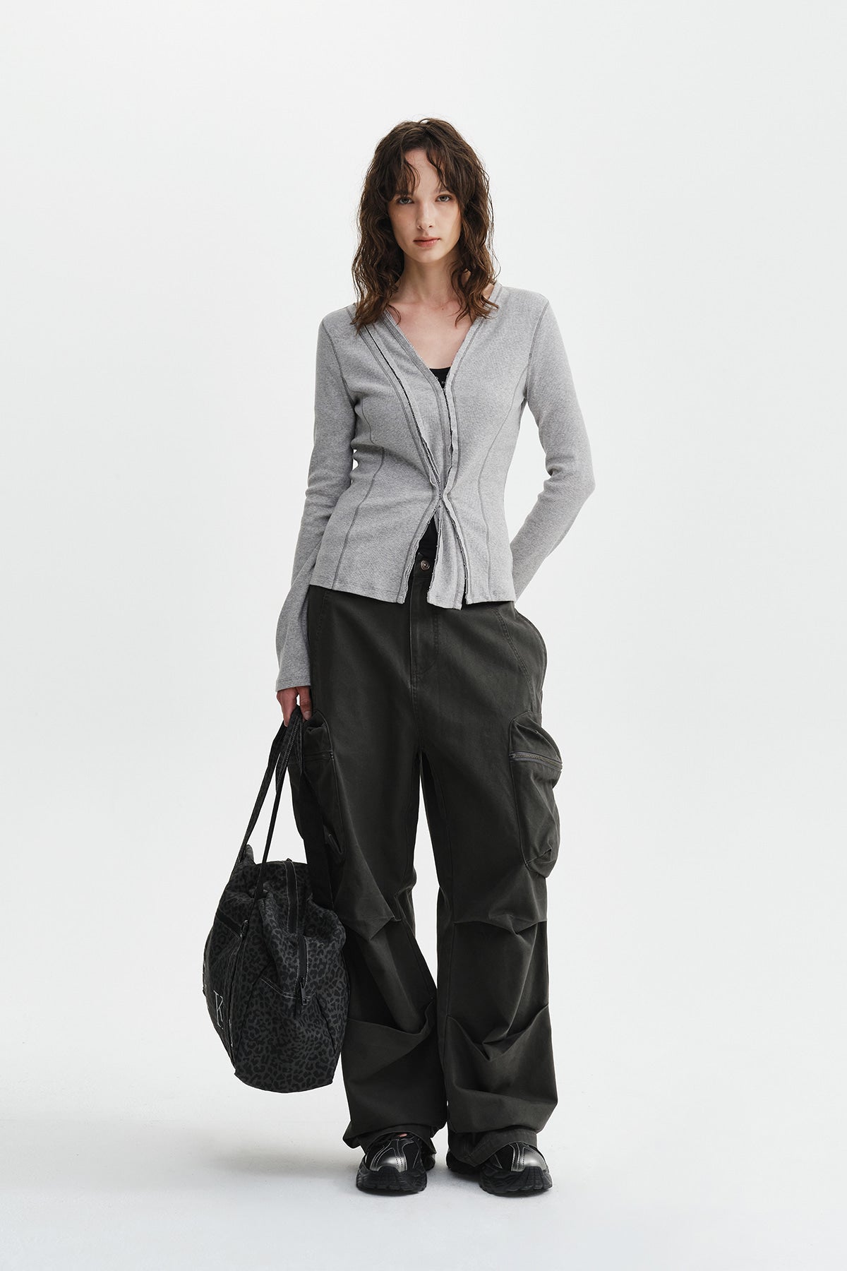 Matin Kim - Volume Tuck Cargo Pants (Charcoal) product image 11 | TRAB K-Fashion Australia