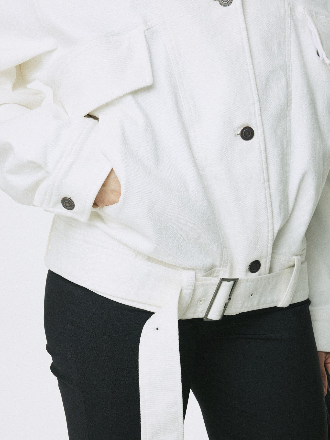 Tonywack - Oversized Denim Belted Jacket (Off White) product image 5 | TRAB K-Fashion Australia