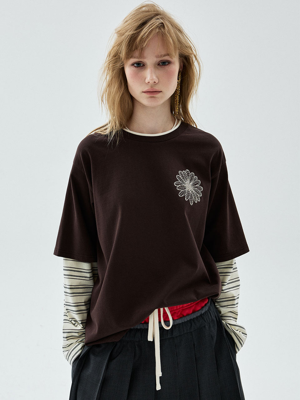 Mardi Mercredi - [Pre-Order – Ships October 8] Tshirt Long Sleeve Layered Flower (Brown) product image 1 | TRAB K-Fashion Australia