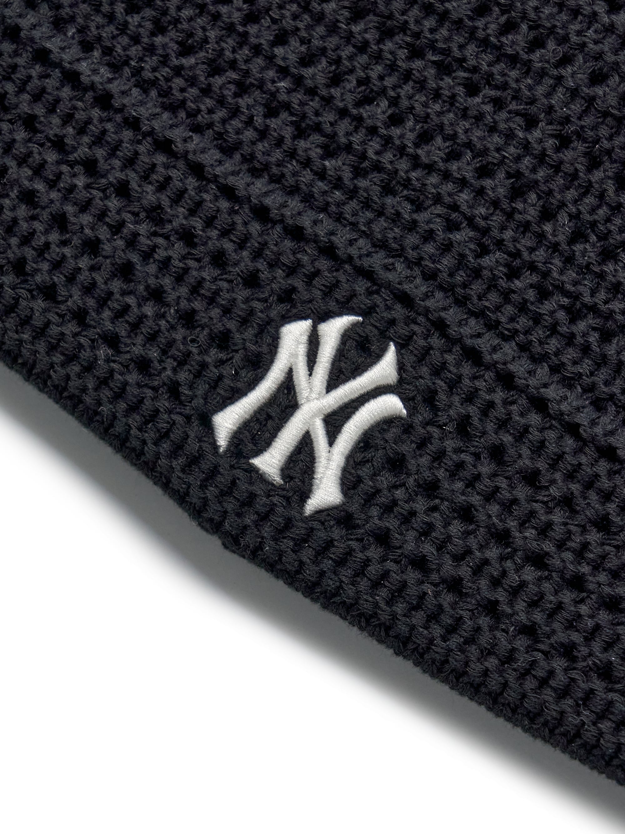 MLB Korea - MLB Summer Crochet Meow Beanie New York Yankees (Black) product image 4 | TRAB K-Fashion Australia