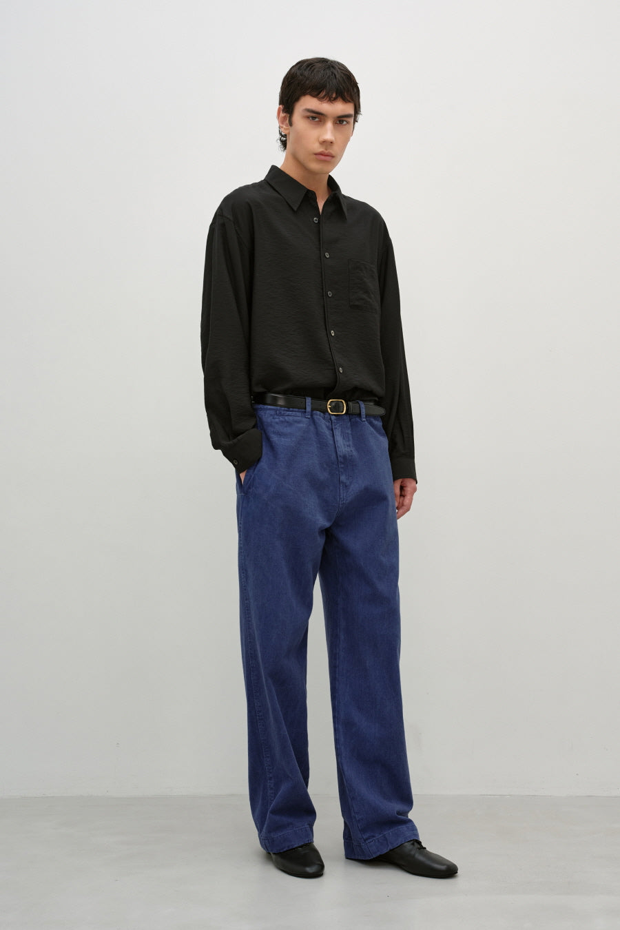 Insilence - Silk Shirt (Black) product image 2 | TRAB K-Fashion Australia
