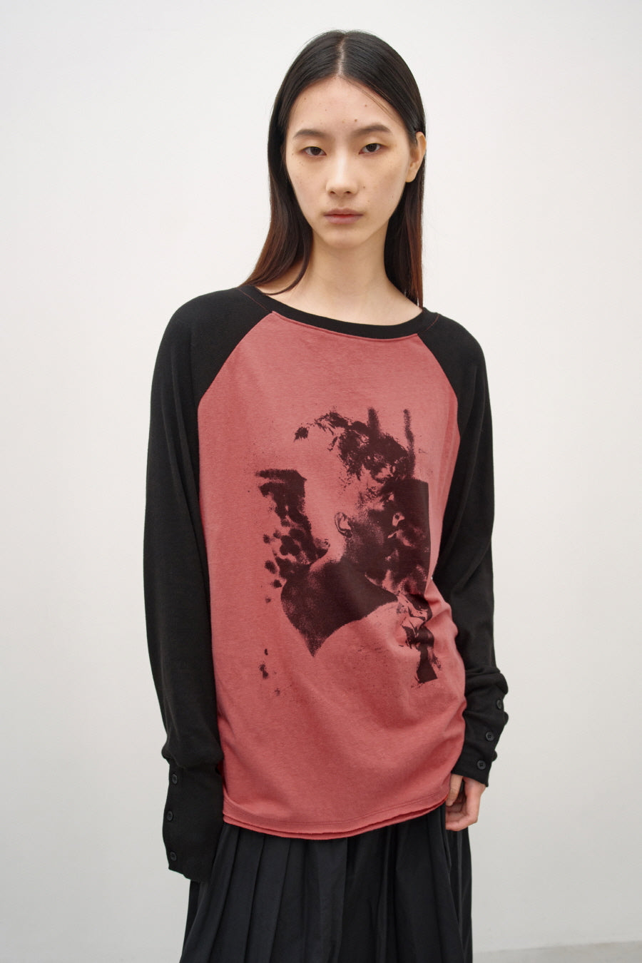 Insilence - Graphic Washed Raglan T-Shirt (Red) product image 1 | TRAB K-Fashion Australia