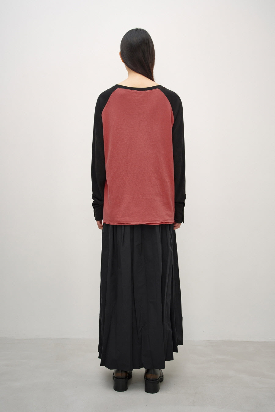 Insilence - Graphic Washed Raglan T-Shirt (Red) product image 4 | TRAB K-Fashion Australia