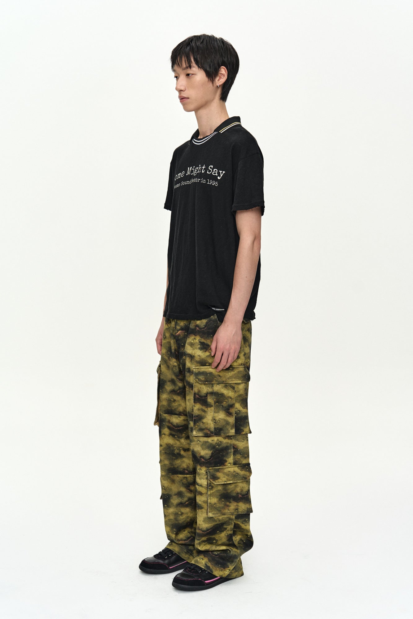 Andersson Bell - Unisex Burnout Camouflage-Printed Cargo Jeans (Green) product image 2 | TRAB K-Fashion Australia