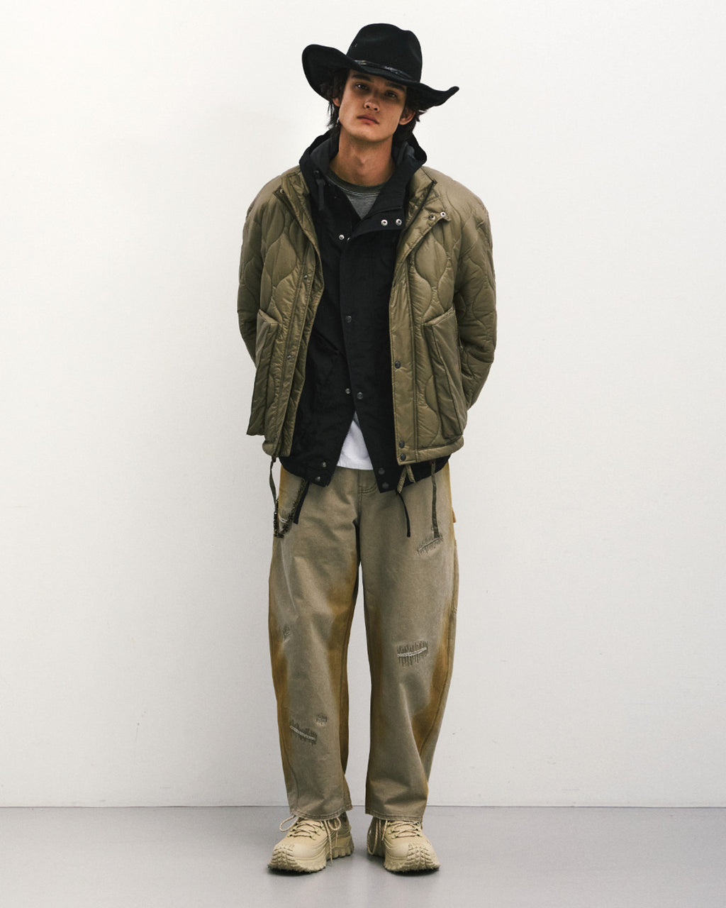 Eastlogue - Damaged Carpenter Pants (Vintage Beige) product image 4 | TRAB K-Fashion Australia
