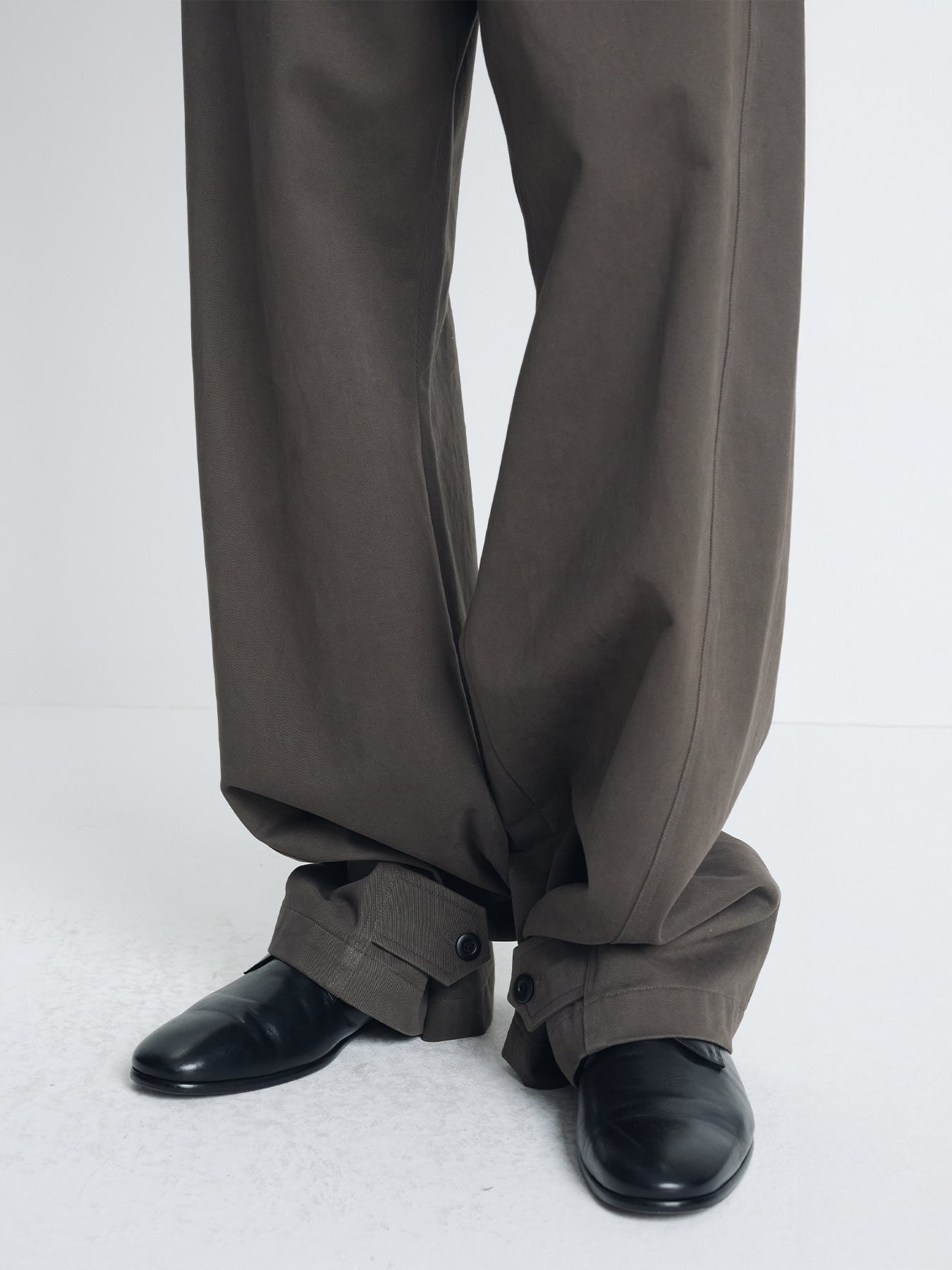 Tonywack - Brushed Cotton Drill Relaxed String Pants (Olive) product image 7 | TRAB K-Fashion Australia
