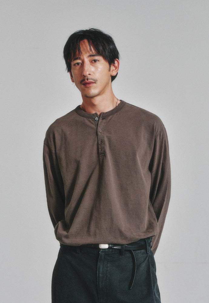 Art if acts - Garment Dyed Henley Long Sleeve (Charcoal) product image 1 | TRAB K-Fashion Australia