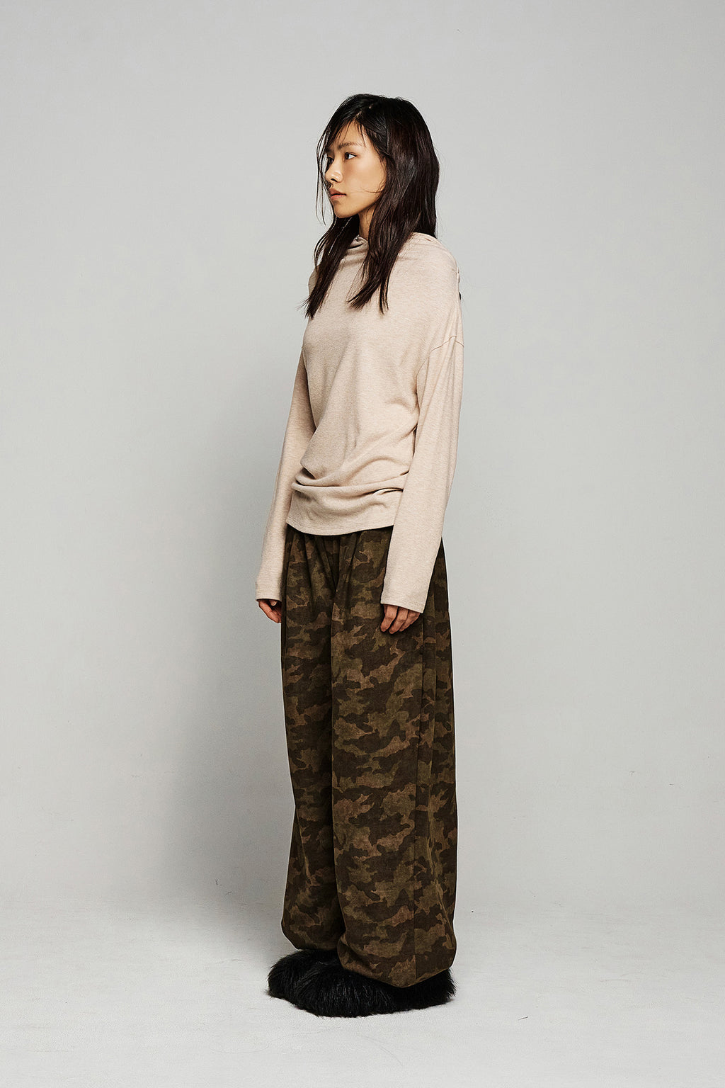 Deinet - Hug Me Hood Long Sleeve (Beige) product image 2 | TRAB K-Fashion Australia