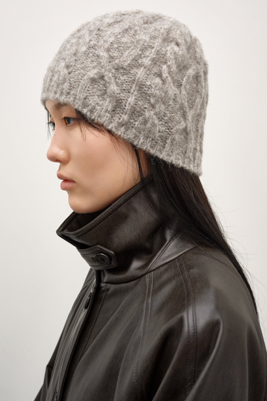 Insilence - Cable Knit Beanie (Melange Brown) product image 4 | TRAB K-Fashion Australia