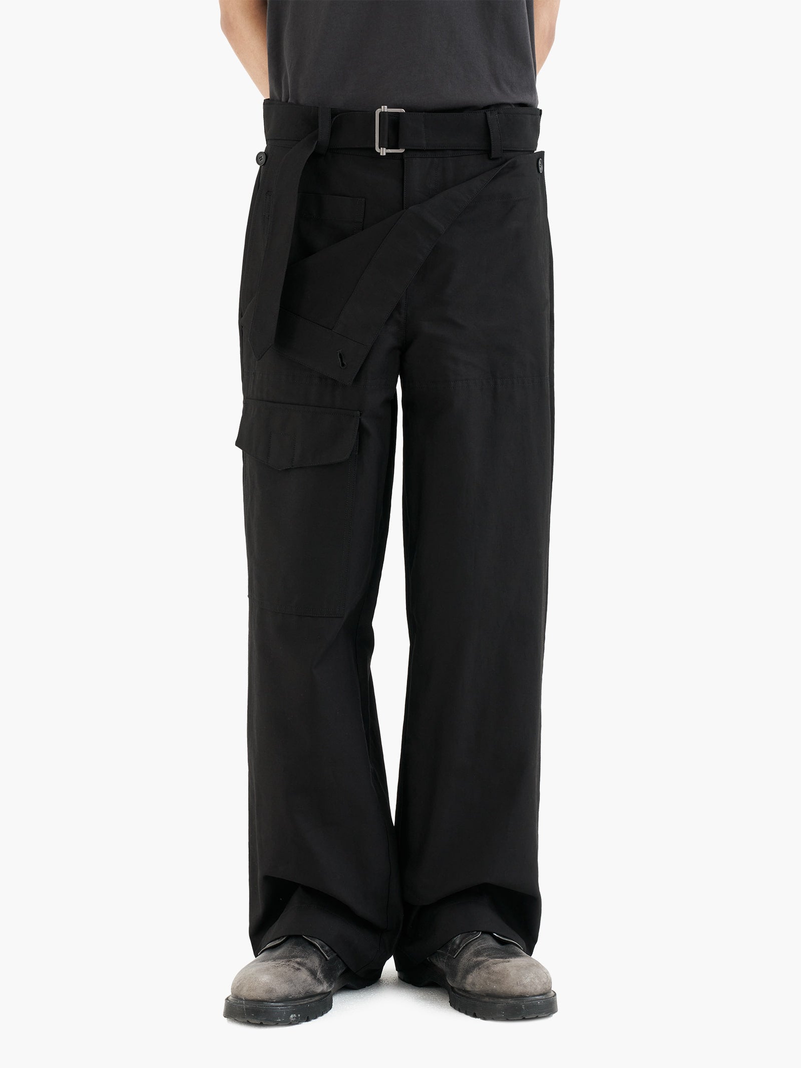 Jiyong Kim - Double Front Trousers (Black) product image 5 | TRAB K-Fashion Australia