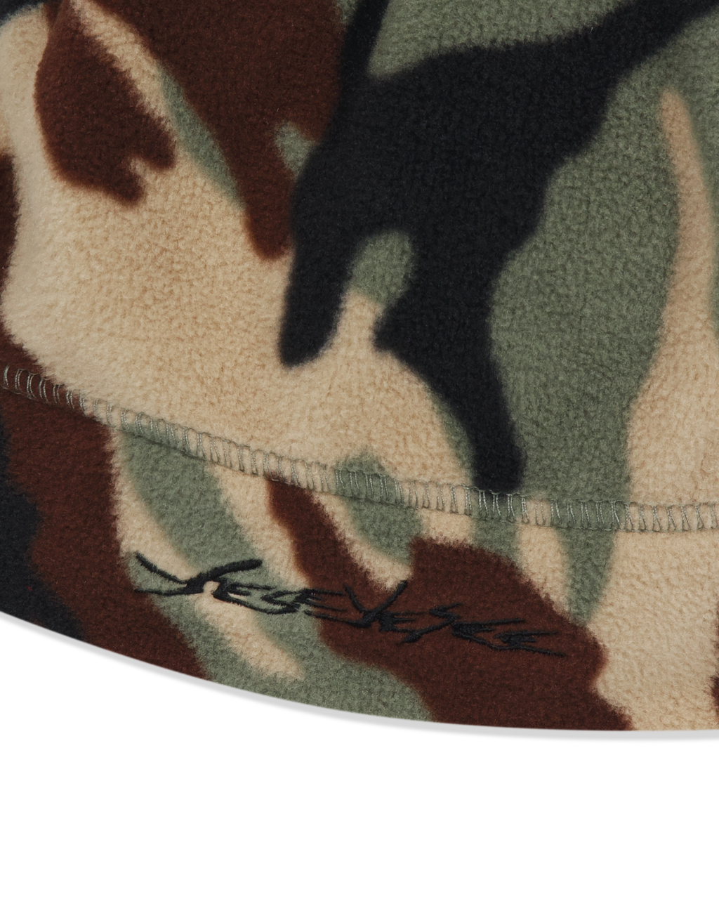 yeseyesee - Y.E.S Fleece Beanie (Camo) product image 3 | TRAB K-Fashion Australia