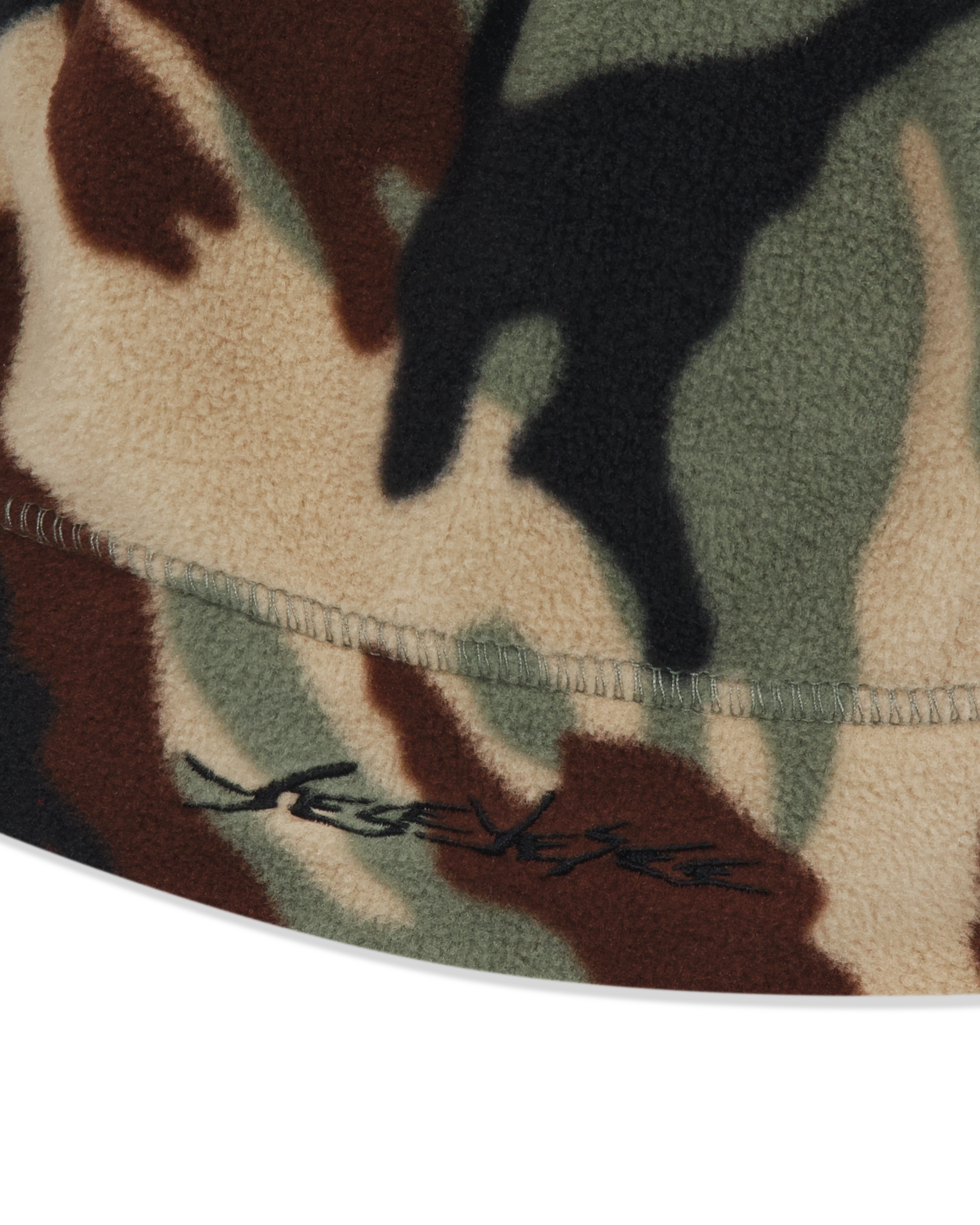 yeseyesee - Y.E.S Fleece Beanie (Camo) product image 3 | TRAB K-Fashion Australia