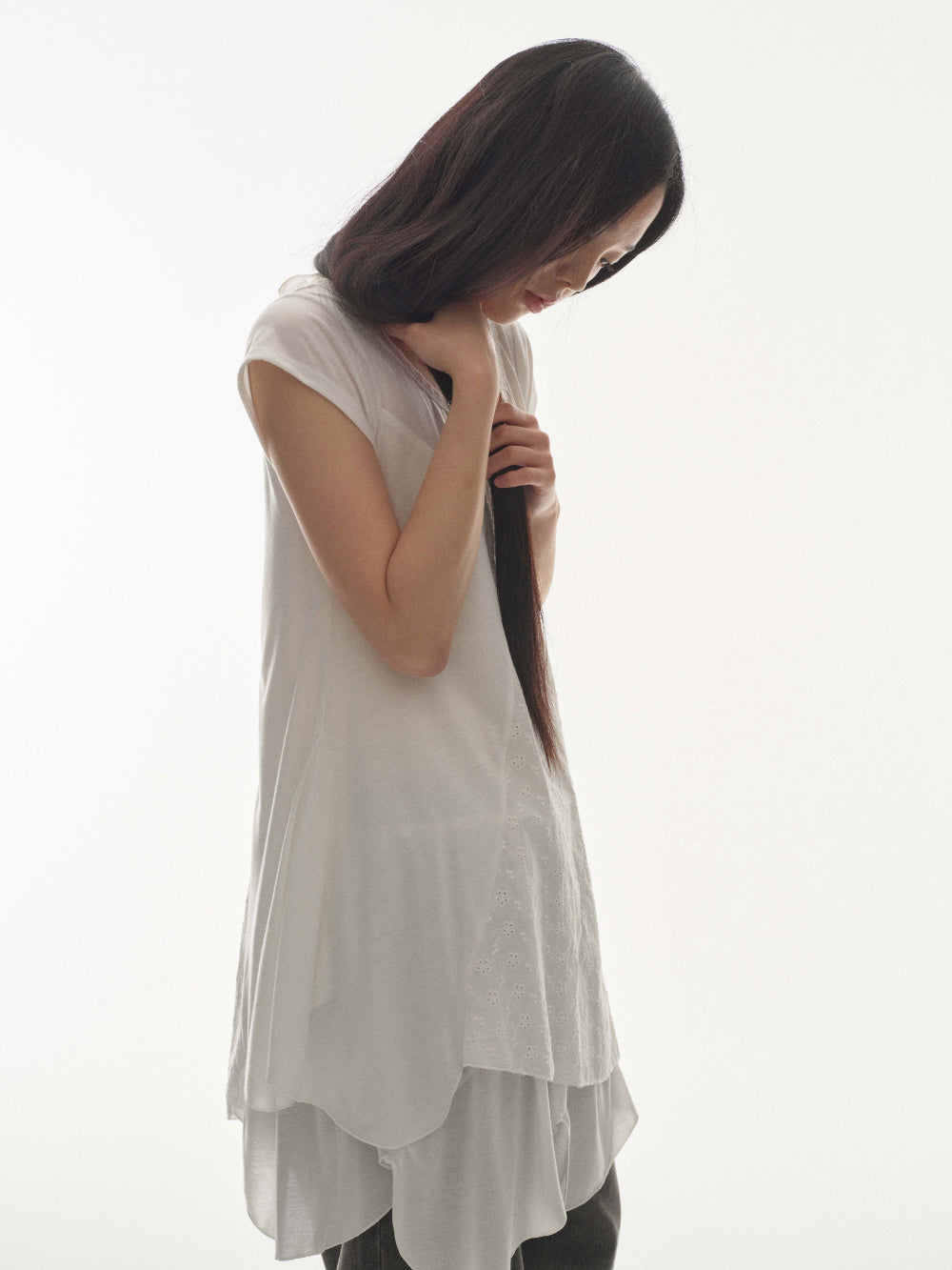 Coyseio - Flower One Piece (White) product image 6 | TRAB K-Fashion Australia
