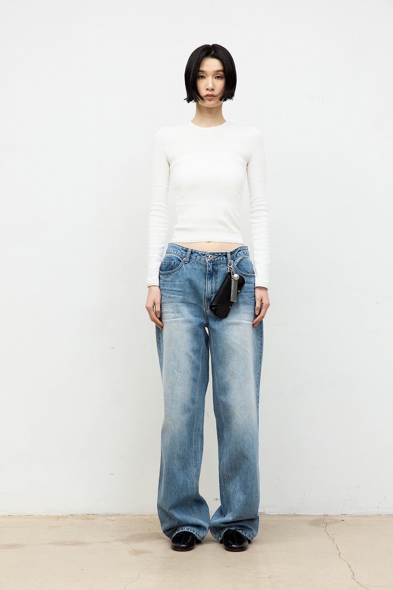 Coor - Relaxed Embo Denim Pants (Washed Blue) product image 2 | TRAB K-Fashion Australia