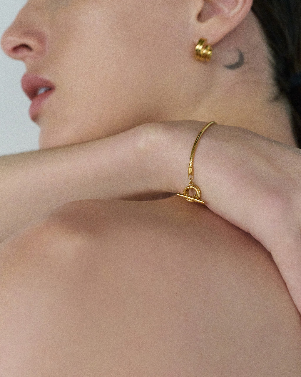 Numbering - Coil Toggle Snake Chain Bracelet #8901 product image 1 | TRAB K-Fashion Australia