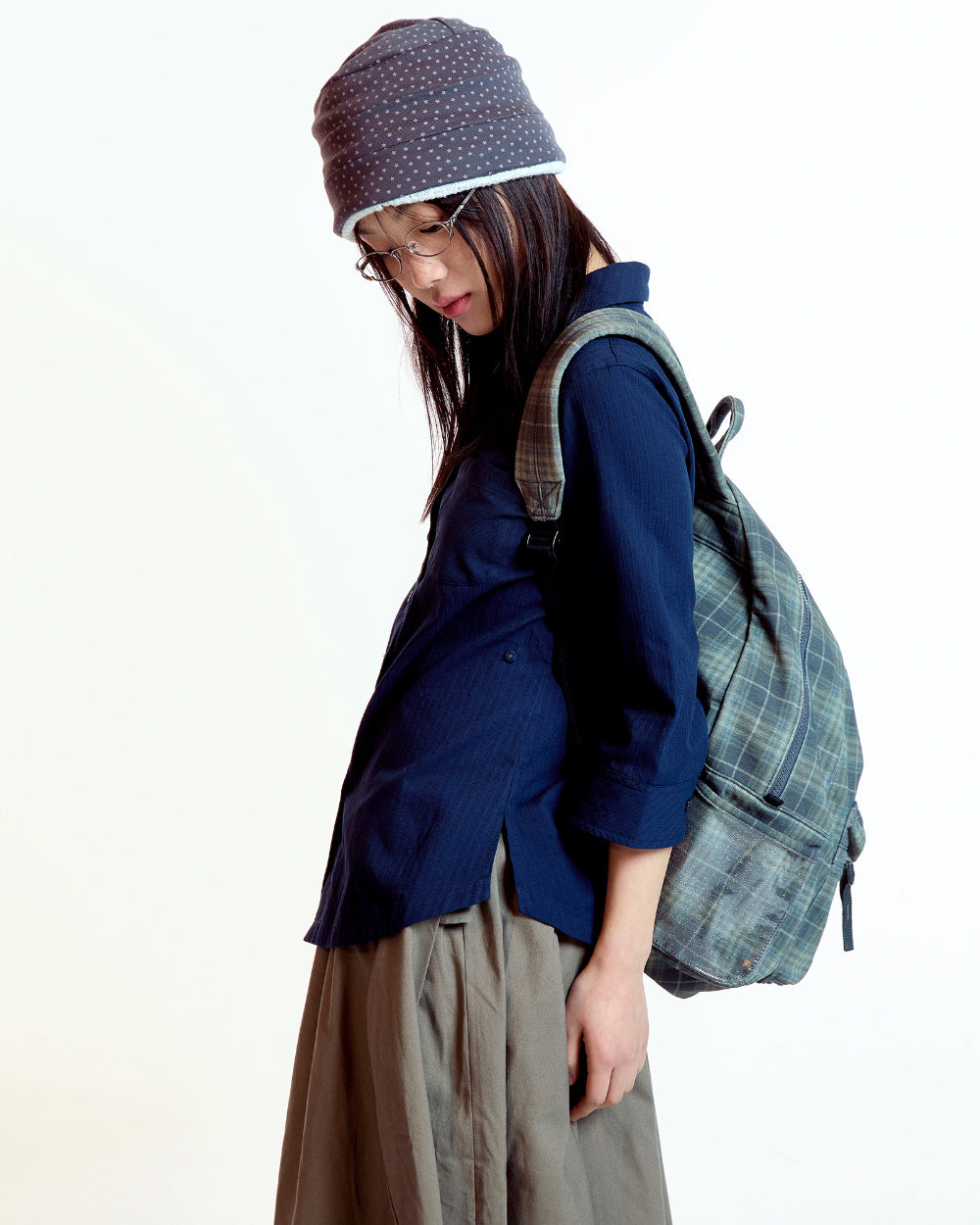 Coyseio - Rough Star Reversible Beanie (Ivory) product image 6 | TRAB K-Fashion Australia