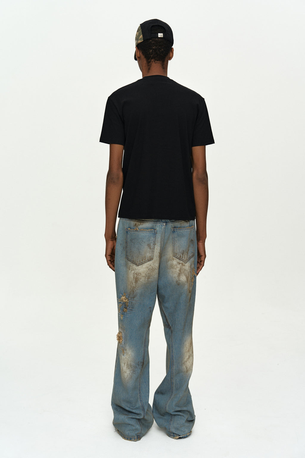 Andersson Bell - (essential) Unisex Heart T-Shirt (Black) product image 4 | TRAB K-Fashion Australia