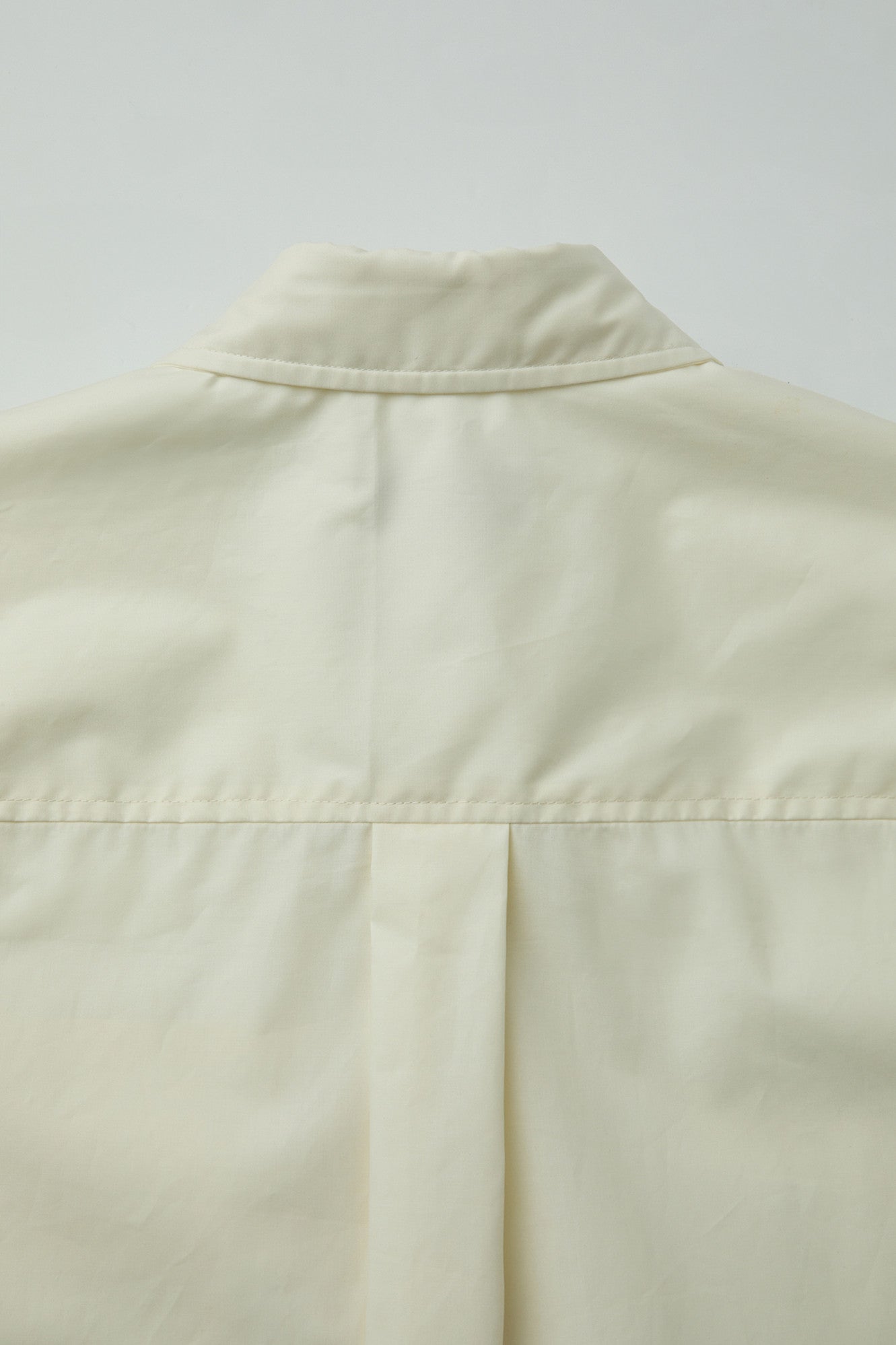 Coor - One Pocket Papery Cotton Half Shirt (Ivory) product image 6 | TRAB K-Fashion Australia