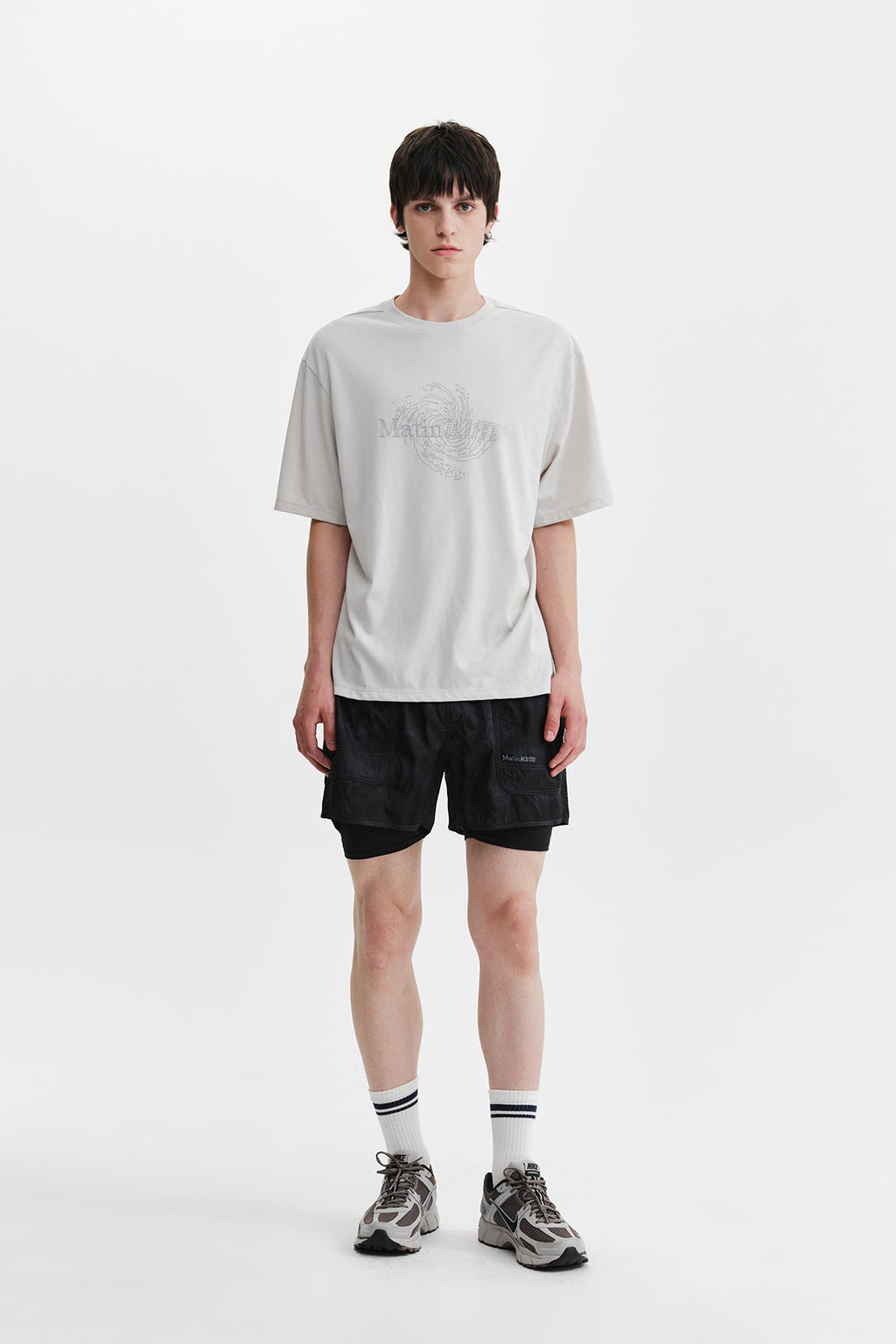 Matin Kim - Matin Pace Vortex Graffiti Top (Light Grey) product image 10 | TRAB K-Fashion Australia