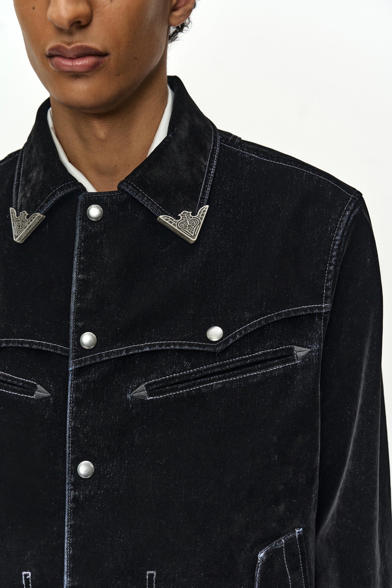 Andersson Bell - Atlanta Flock Velvet Jacket (black) (Black) product image 11 | TRAB K-Fashion Australia