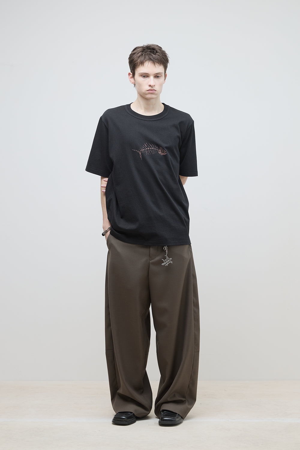 Hatchingroom - Paisley Bone Fish Tee (Black) product image 8 | TRAB K-Fashion Australia