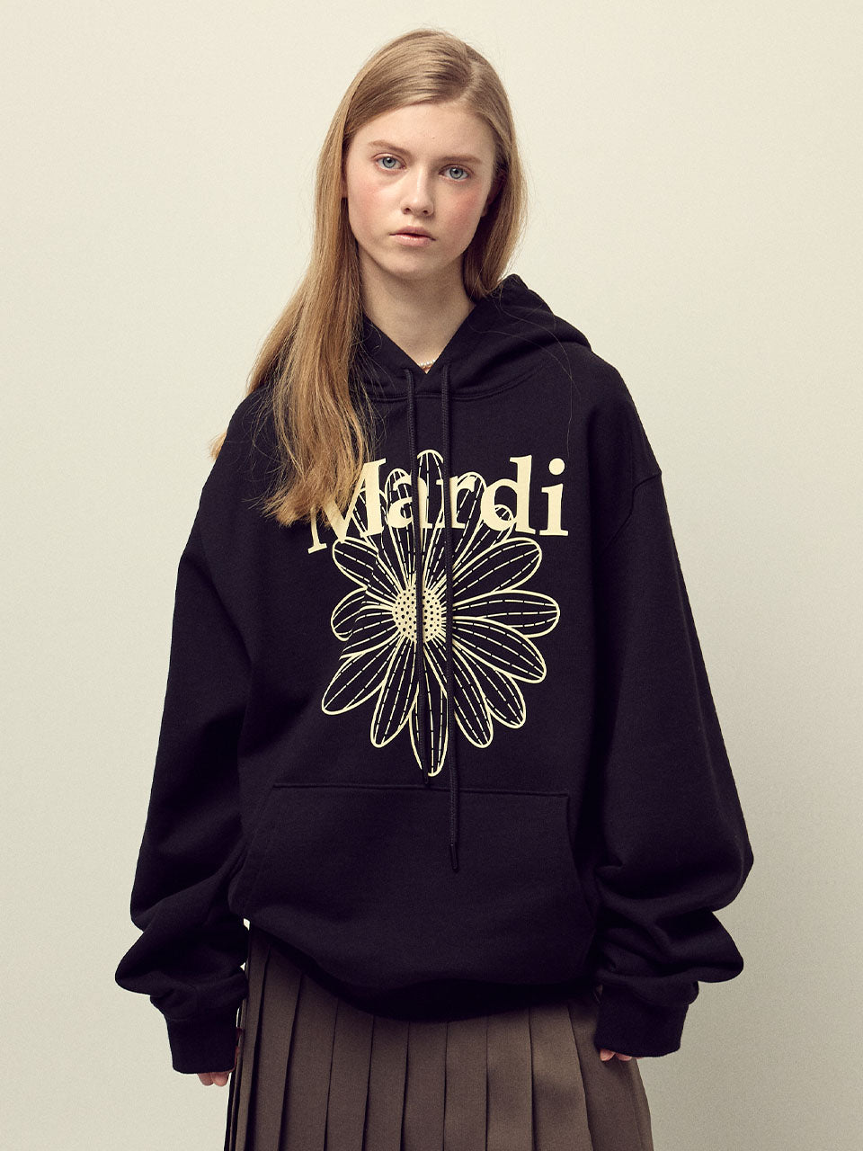 Mardi Mercredi - Oversized Hoody Flowermardi (Black Cream) product image 1 | TRAB K-Fashion Australia