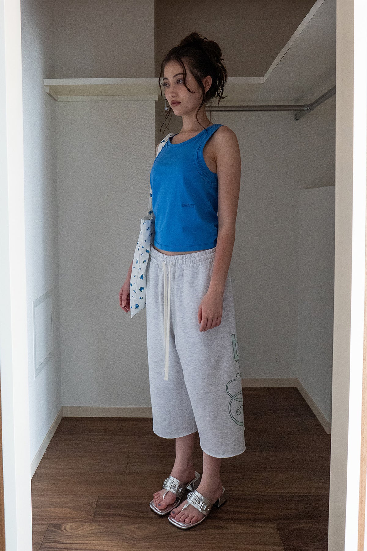 Deinet - Dn Script Sweat Bermuda Pants (Light Grey) product image 2 | TRAB K-Fashion Australia