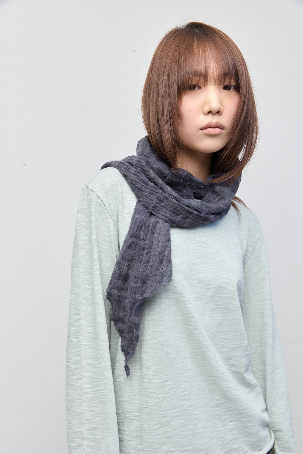 Hatchingroom - Crinkle Gauze Muffler (Charcoal) product image 6 | TRAB K-Fashion Australia