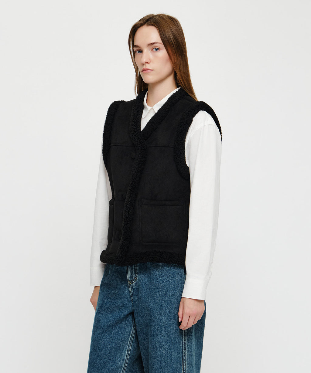 Marithe & Francois Girbaud - V-neck Shearling Vest (Black) product image 2 | TRAB K-Fashion Australia