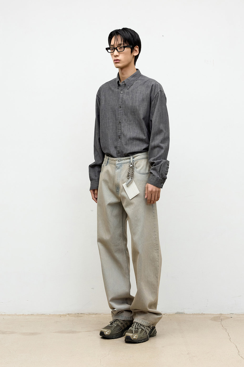 Coor - Buttondown Light Denim Shirt (Washed Gray) product image 3 | TRAB K-Fashion Australia