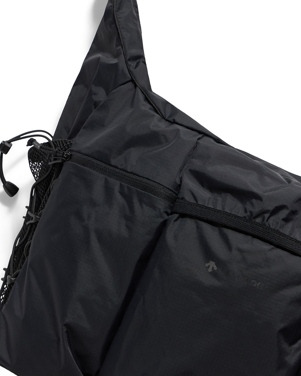 Eastlogue - Aero Pocketable Hobo Bag (Black) product image 6 | TRAB K-Fashion Australia