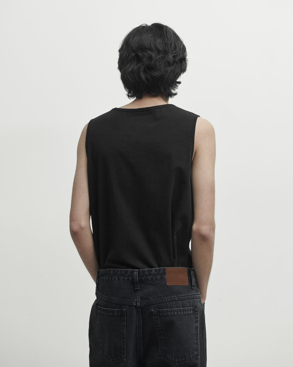 Brownyard - Relax Sleeveless (Black) product image 2 | TRAB K-Fashion Australia