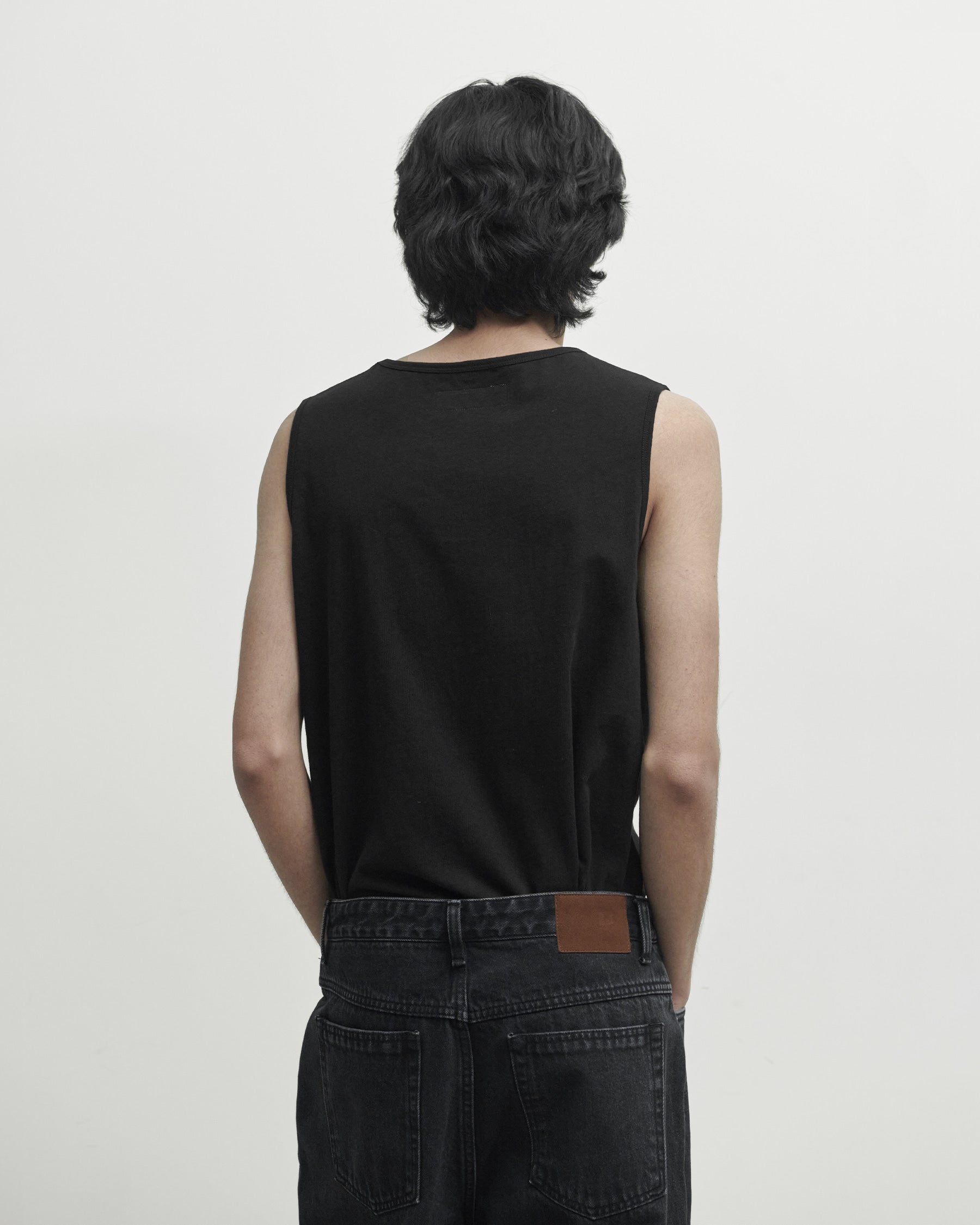 Brownyard - Relax Sleeveless (Black) product image 2 | TRAB K-Fashion Australia