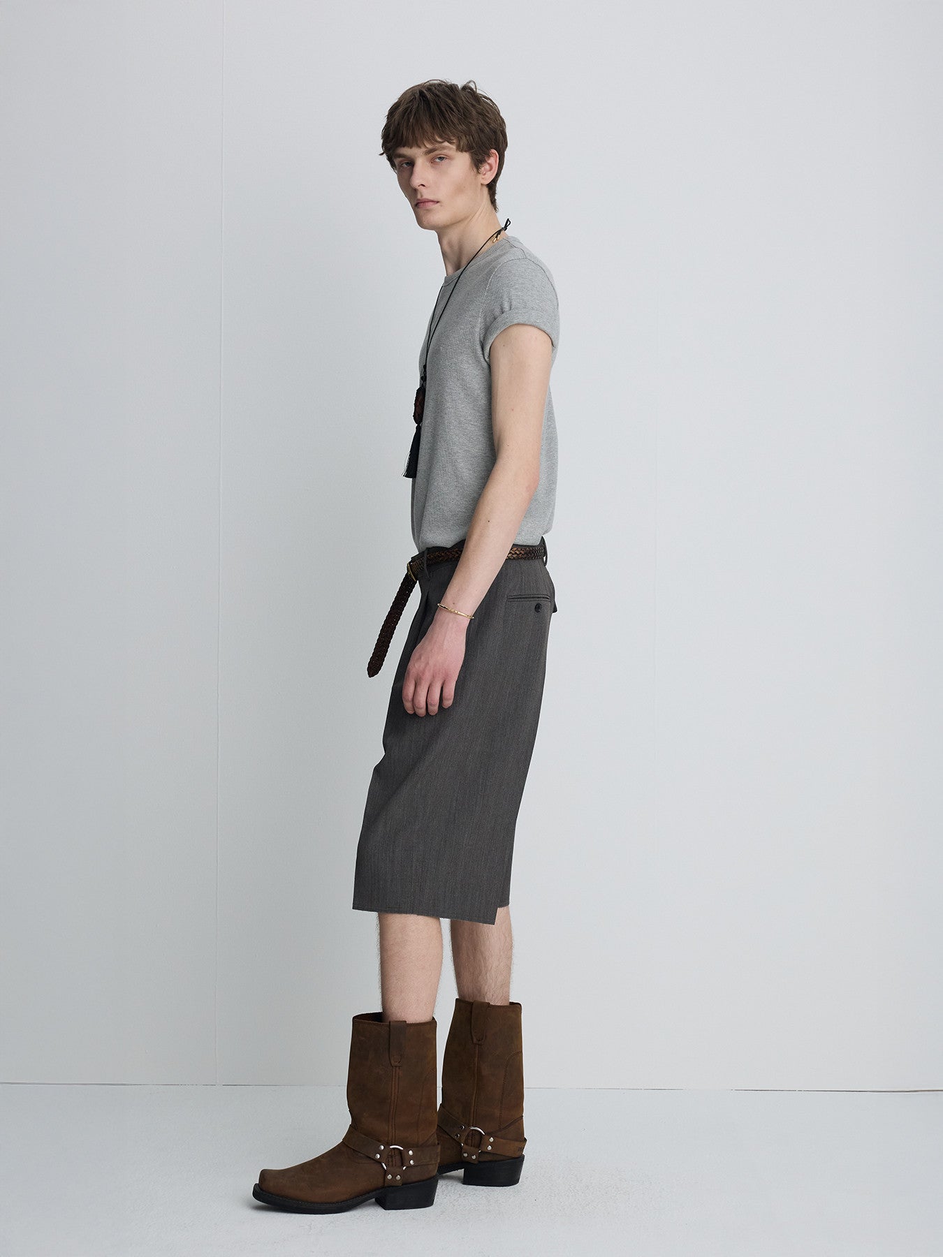 Tonywack - Raw-Cut Wool Pleated Tailored Shorts (Melange Grey) product image 3 | TRAB K-Fashion Australia