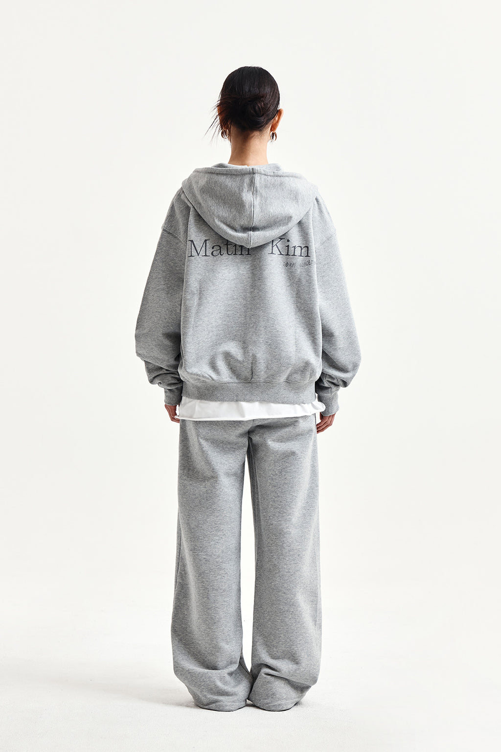 Matin Kim - Essential Logo Sweatpants (Grey) product image 7 | TRAB K-Fashion Australia
