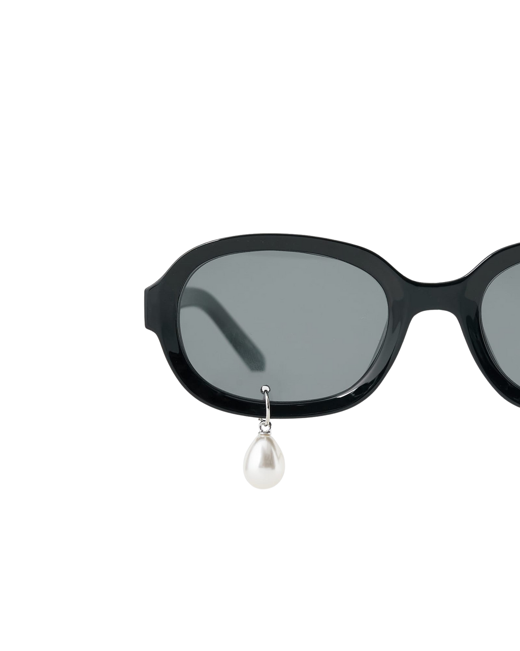 Kimhe Kim - Pearl Tear Round Sunglasses (Black) product image 12 | TRAB K-Fashion Australia
